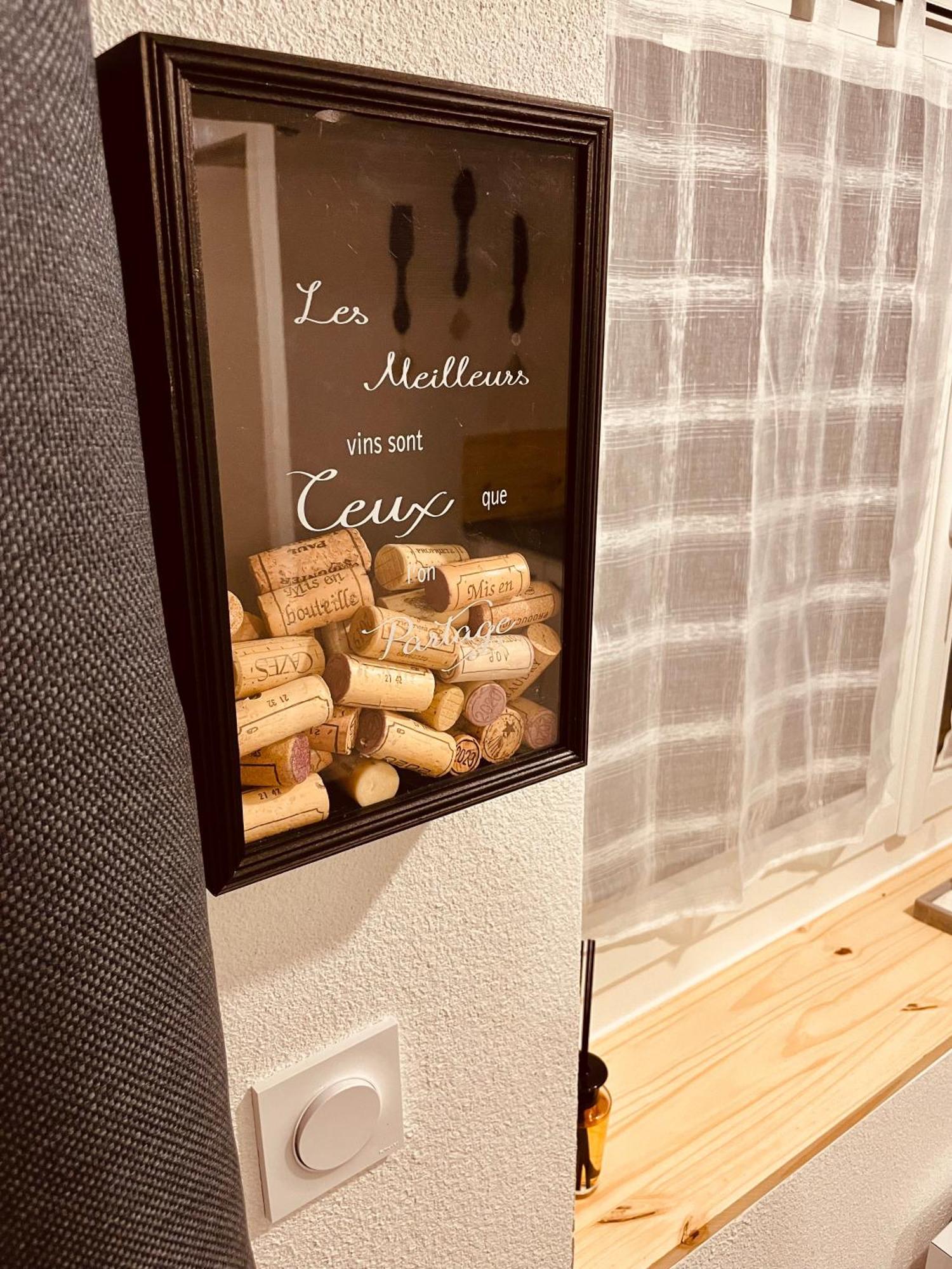 La Cave Aux Lumieres - Proche Centre-Ville - 2 Chambres - Wifi Renaison Екстериор снимка